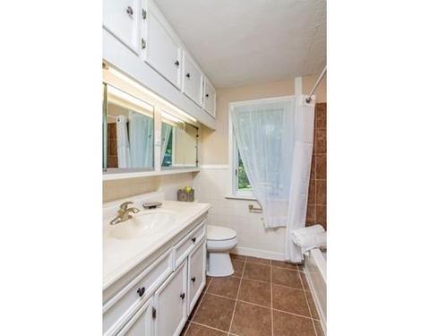 56 Middlebrook Dr, Springfield, MA 01129 photo 12