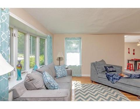 56 Middlebrook Dr, Springfield, MA 01129 photo 10