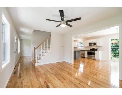 21 Kane St, Springfield, MA 01119 photo 8