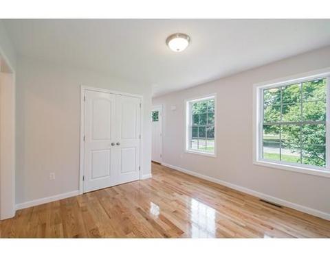 21 Kane St, Springfield, MA 01119 photo 12