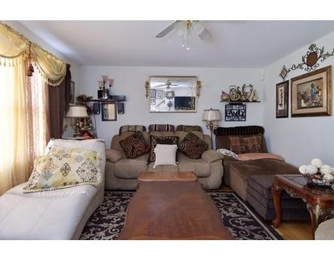 33 Ferris St, Springfield, MA 01151 photo 9