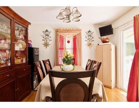 33 Ferris St, Springfield, MA 01151 photo 7