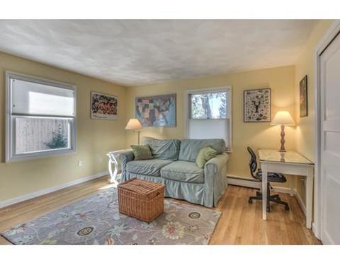 11 Rainbow Ln, Gloucester, MA 01930 photo 18