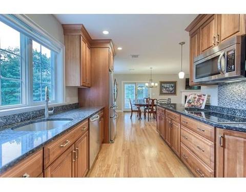 54 Marla Ln, Reading, MA 01867 photo 5