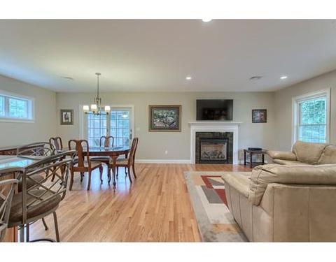 54 Marla Ln, Reading, MA 01867 photo 12