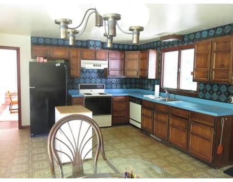 28 Troutbrook Rd, Dover, MA 02030 photo 3