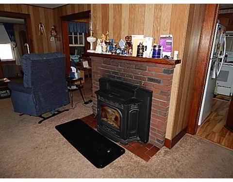 40 Lee St, Athol, MA 01331 photo 5