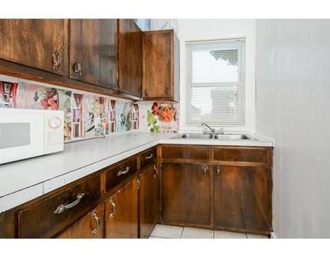 52 Ames St, Worcester, MA 01604 photo 11