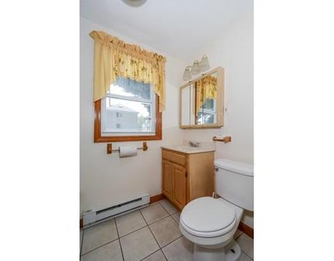 52 Ames St, Worcester, MA 01604 photo 15