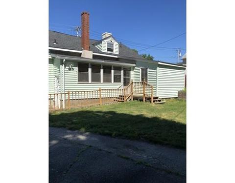 525 School St, Webster, MA 01570 photo 2
