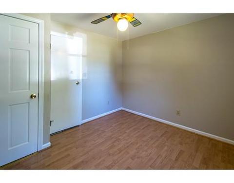 246 Glenoak Dr, Springfield, MA 01129 photo 14