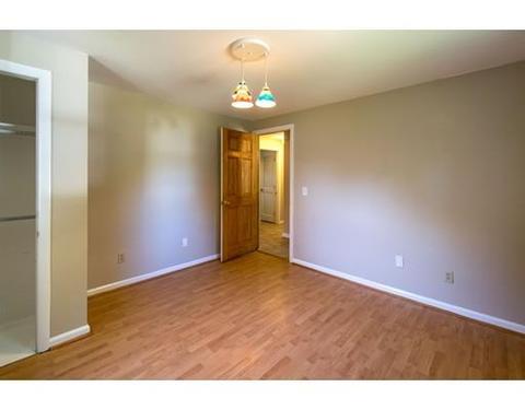 246 Glenoak Dr, Springfield, MA 01129 photo 12