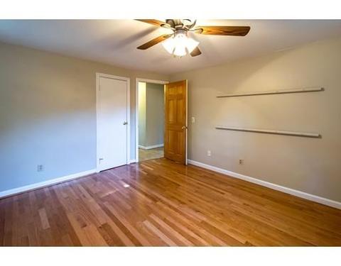 246 Glenoak Dr, Springfield, MA 01129 photo 10