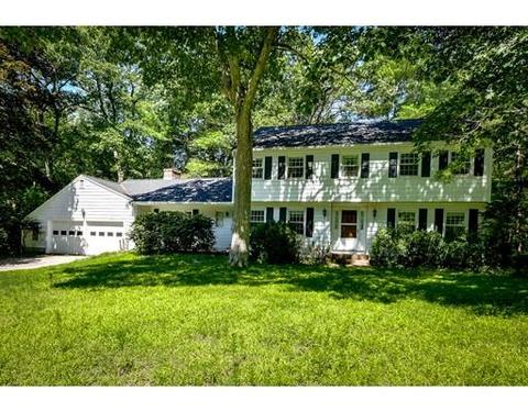 19 Pond St, Dover, MA 02030 photo 1