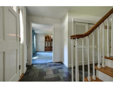 19 Pond St, Dover, MA 02030 photo 3