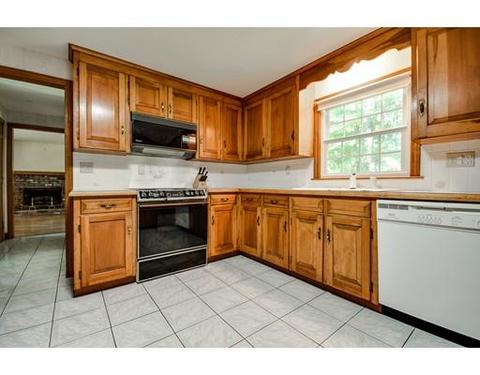 19 Pond St, Dover, MA 02030 photo 10
