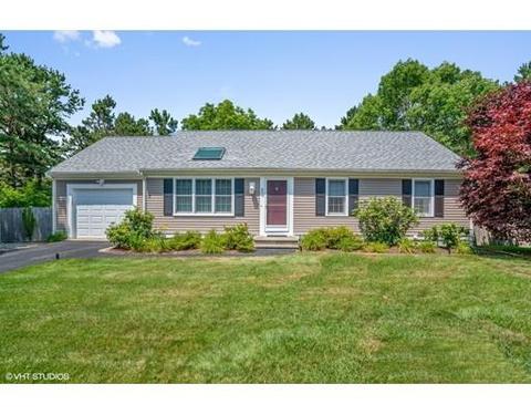 80 Dover Rd, Mashpee, MA 02649 photo 1