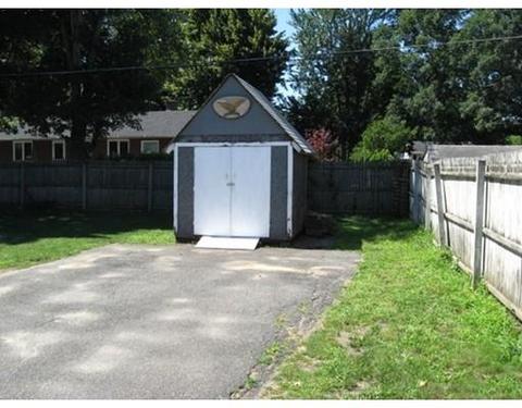 12 Middle St, Springfield, MA 01104 photo 6