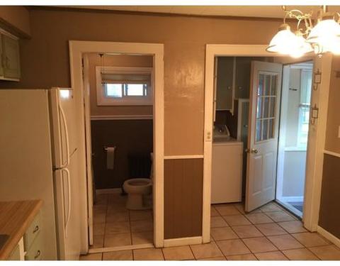 12 Middle St, Springfield, MA 01104 photo 15