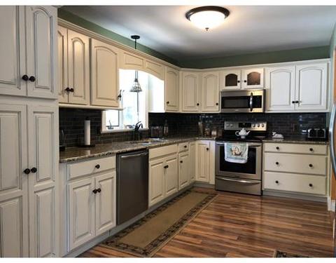111 Dale St, Fall River, MA 02721 photo 2