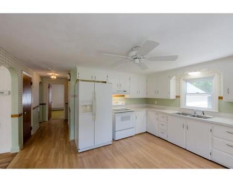 39 Commonwealth Ave, Worcester, MA 01604 photo 7