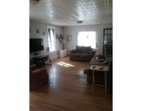 26 Stebbins St, Worcester, MA 01607 photo 6