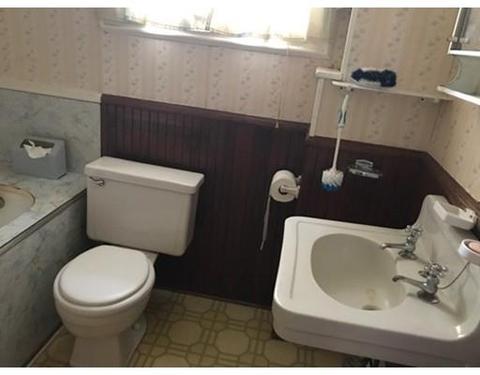 70 Hambly St, Fall River, MA 02721 photo 5