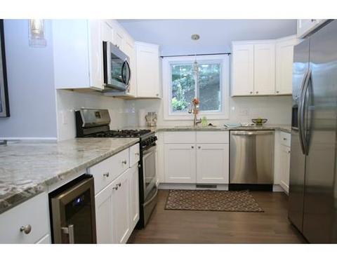 6 Baker St, Saugus, MA 01906 photo 2