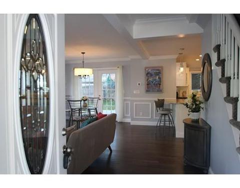 6 Baker St, Saugus, MA 01906 photo 1