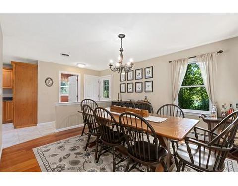 25 Fowler St, Upton, MA 01568 photo 11