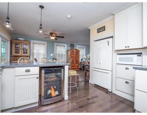 49 Hampton Cir, Hull, MA 02045 photo 11