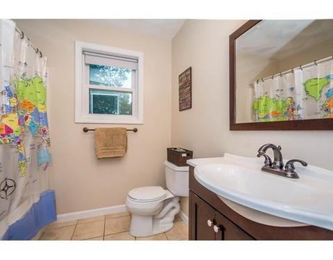 15 Eayers Pond Rd, Hudson, NH 03051 photo 22