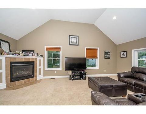 15 Eayers Pond Rd, Hudson, NH 03051 photo 14