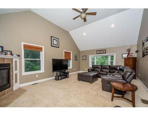 15 Eayers Pond Rd, Hudson, NH 03051 photo 13