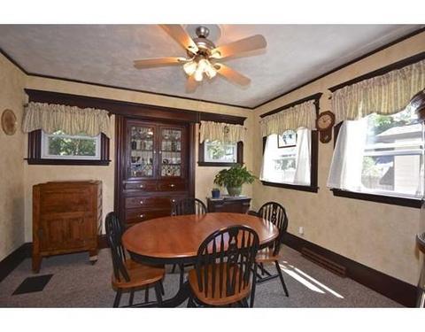 28 Taber St, Fairhaven, MA 02719 photo 4