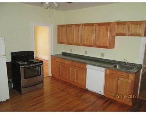 92 Ward St, Worcester, MA 01610 photo 2