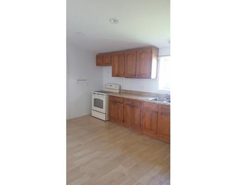 257 School St, Chicopee, MA 01013 photo 22