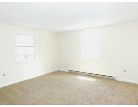 140 Leyfred Ter, Springfield, MA 01108 photo 10