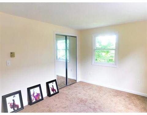 140 Leyfred Ter, Springfield, MA 01108 photo 9