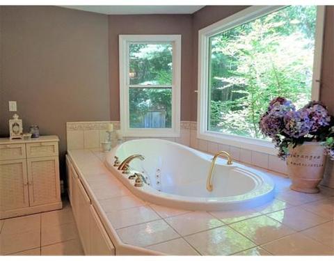 131 E Hill Rd, Brimfield, MA 01010 photo 17
