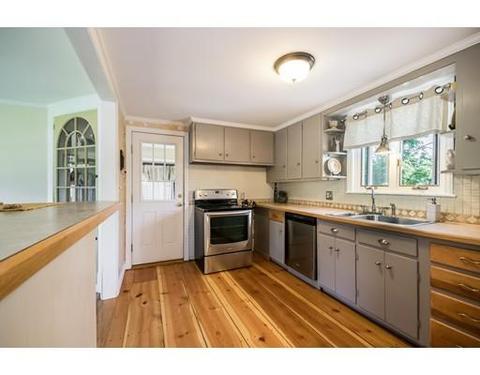 50 Kipling St, Springfield, MA 01118 photo 4