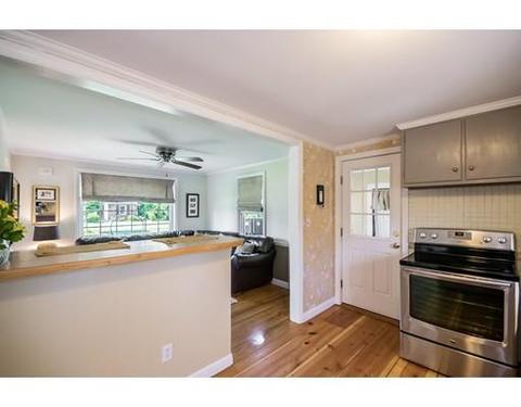 50 Kipling St, Springfield, MA 01118 photo 5