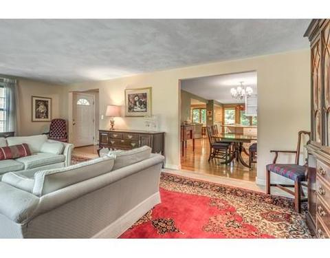 67 Maple Ridge Rd, Reading, MA 01867 photo 8
