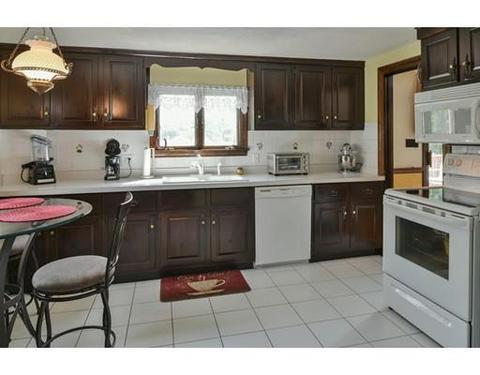 82 Range Ave, Lynn, MA 01904 photo 4