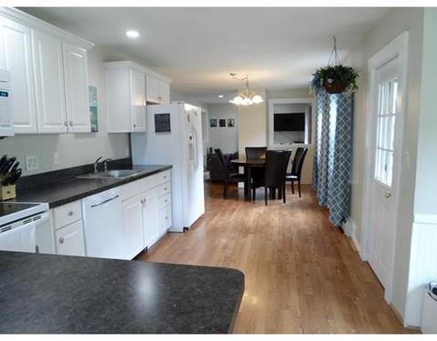 22 Charles St, Danvers, MA 01923 photo 7