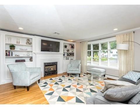 7 Mark St, Natick, MA 01760 photo 3