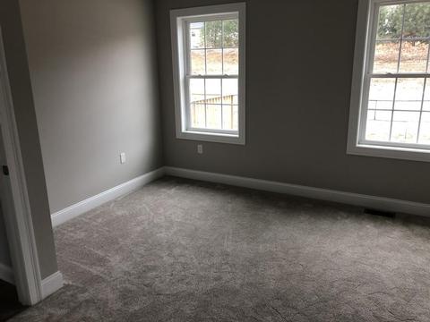 38 Morgan Cir, Chicopee, MA 01013 photo 9