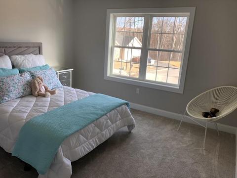 38 Morgan Cir, Chicopee, MA 01013 photo 8