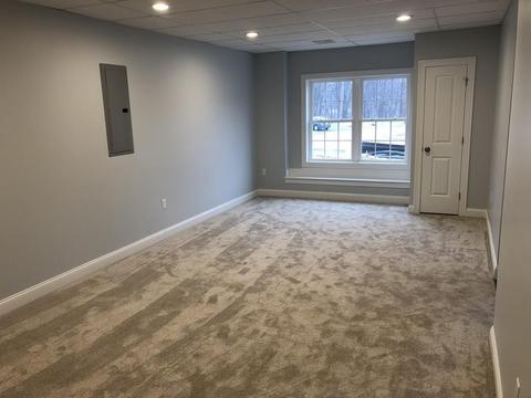 38 Morgan Cir, Chicopee, MA 01013 photo 11