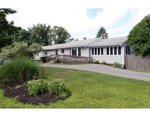 1 Paulette Dr, Danvers, MA 01923 photo 3